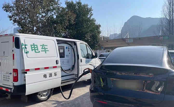 绥中汽车搭电